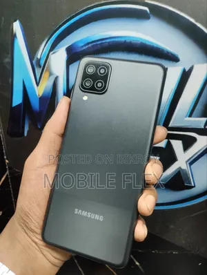 স্যামসাং গ্যালাক্সি এ১২ ৬৪ জিবি কালো