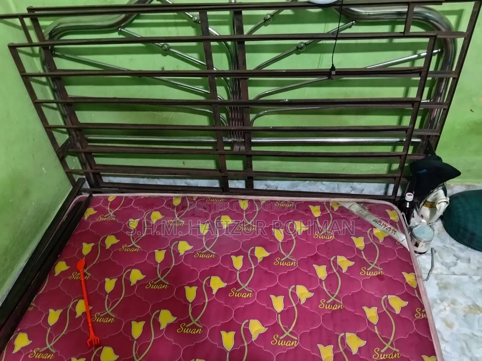 একটি খাট ও মিট্রেস বিক্রি করা হবে