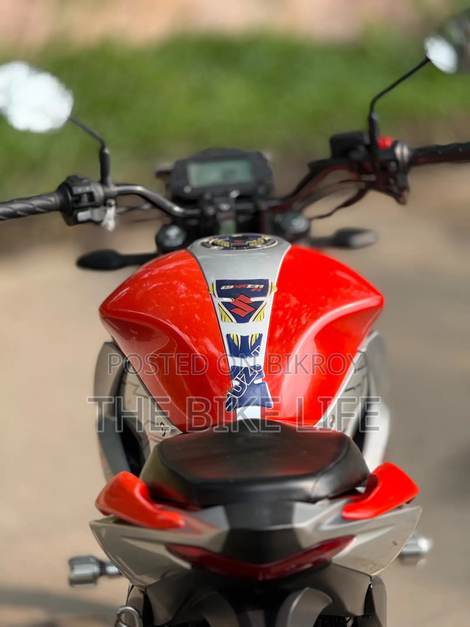 Suzuki Gixxer Fi ABS 2024 Orange