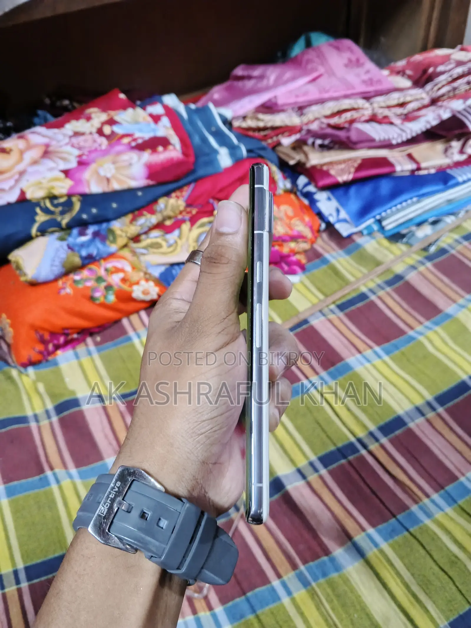 নতুন গুগল পিক্সেল ৭ প্রো ১২৮ জিবি হোয়াইট