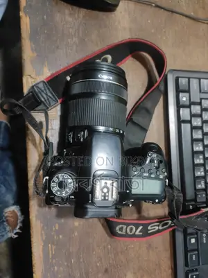 Canon 70D With 18-135mm Zoom Lens Full Setup