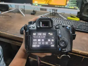 Canon 70D With 18-135mm Zoom Lens Full Setup