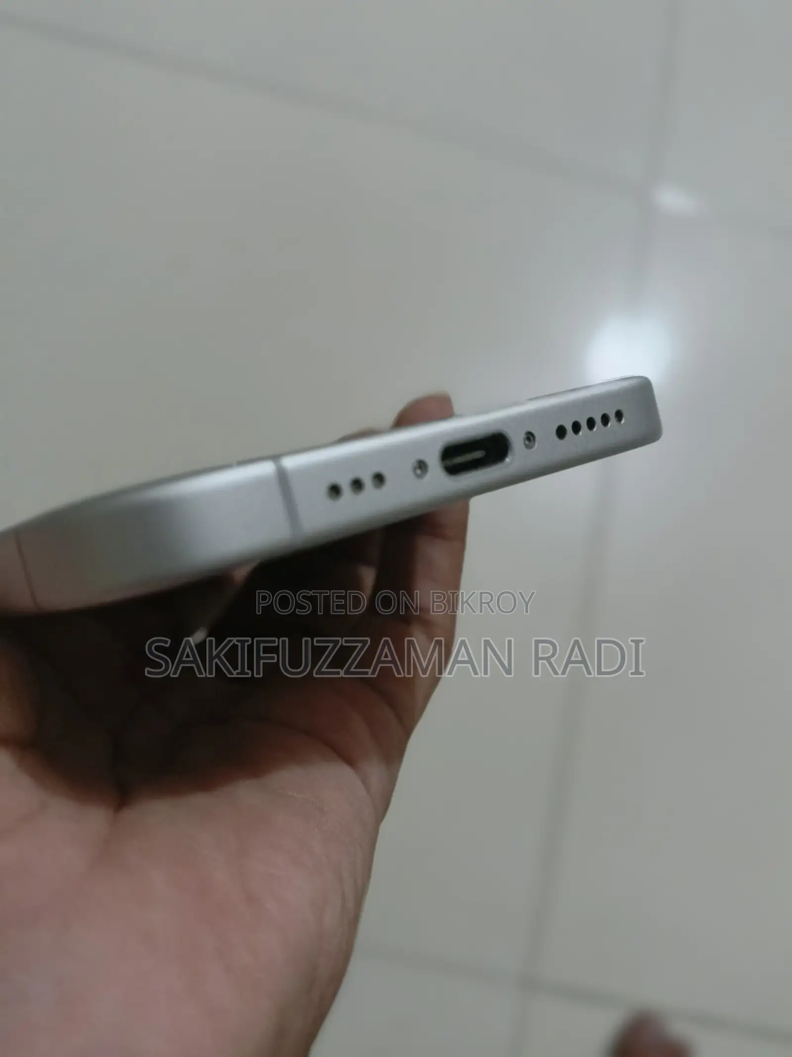 Apple iPhone 16 128 GB White