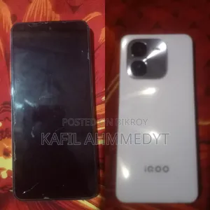 iQOO Z9x 256 GB White