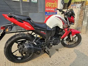 Yamaha FZ 2012 White