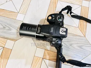 Canon PowerShot SX50 HS, 50x Optical Zoom - Moon/Bird/Long Distance