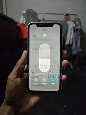 অ্যাপল আইফোন ১১ ১২৮ জিবি হোয়াইট