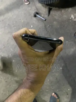 অ্যাপল আইফোন এক্সএস ম্যাক্স ৬৪ জিবি ব্ল্যাক