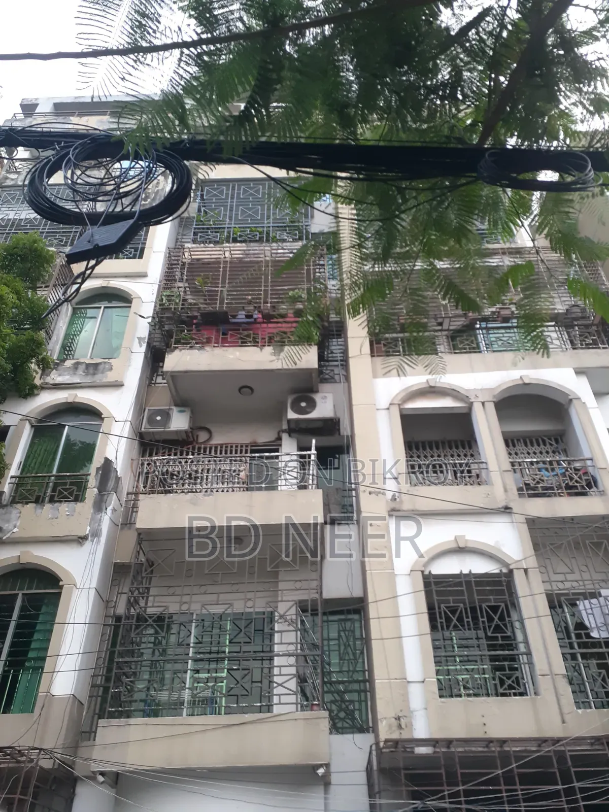 13-bedroom House in Gulshan for Rent