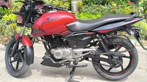 Bajaj Pulsar 150 2013 Red