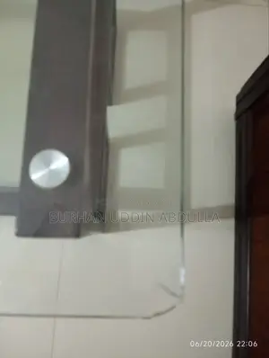 টি টেবিল রিগ্যাল