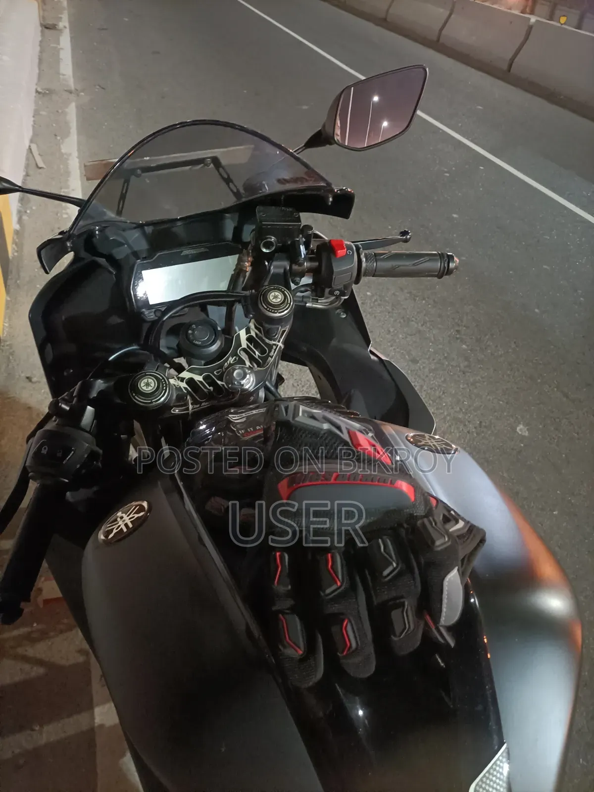 Yamaha R15 V3 2023 Black