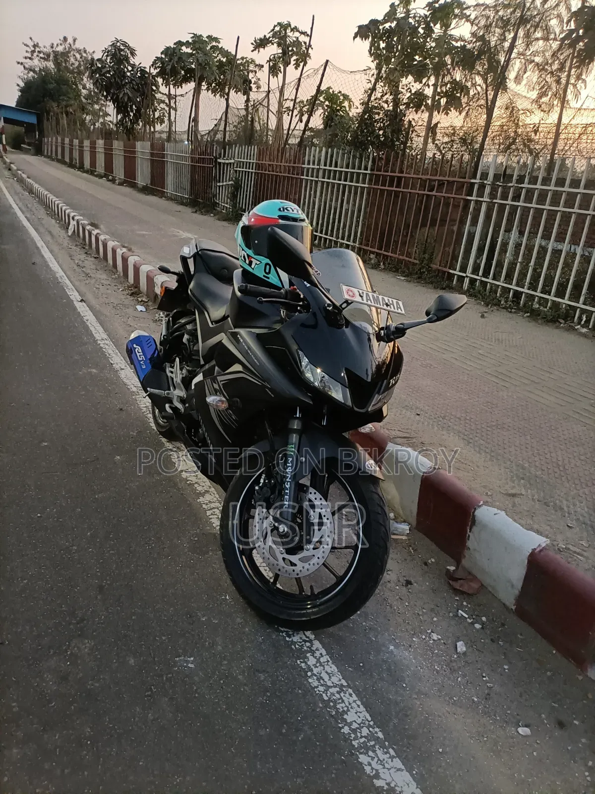 Yamaha R15 V3 2023 Black