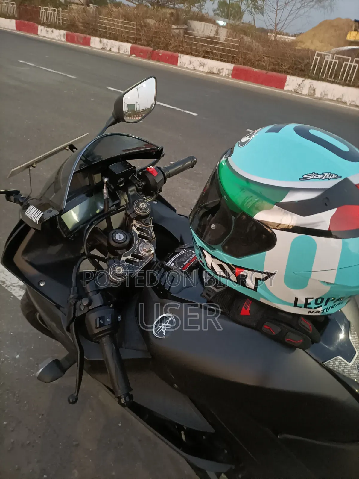 Yamaha R15 V3 2023 Black
