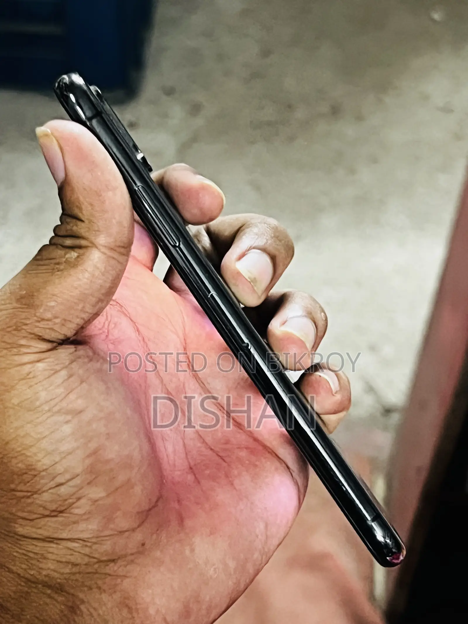 অ্যাপল আইফোন এক্সএস ৬৪ জিবি ব্ল্যাক
