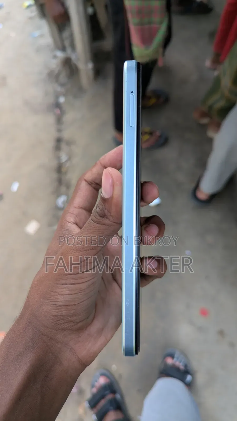 Vivo Y18 128 GB Blue