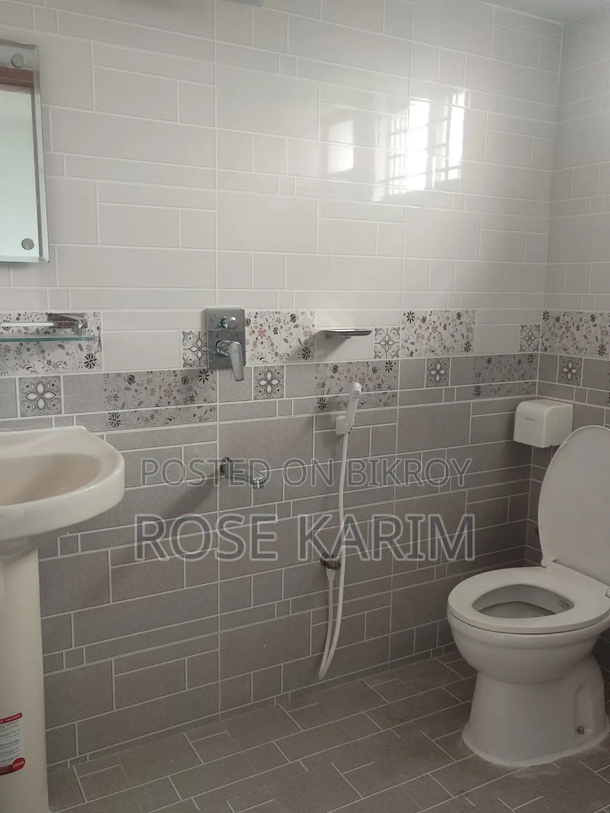 Furnished 3-bedroom Apartment in Officers Bhaban, Uttara for Rent