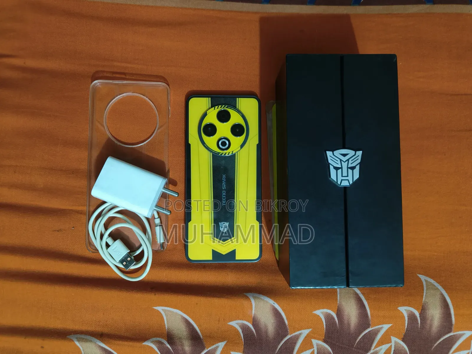 Tecno Spark 30 128 GB Yellow