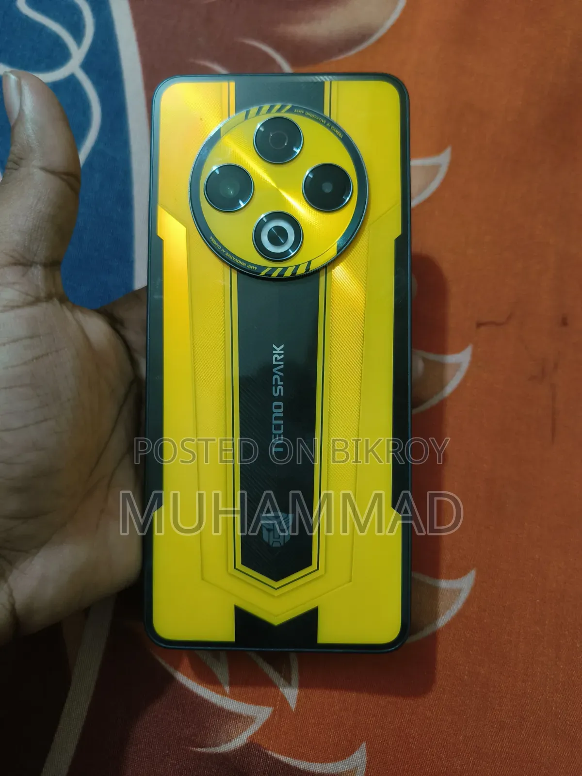 Tecno Spark 30 128 GB Yellow