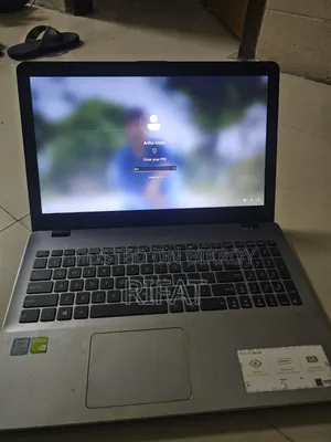 Laptop Asus 1015E 4GB Intel Core I5 SSD 256GB