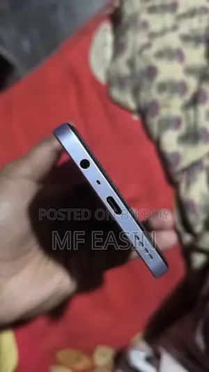 Realme C67 ১২৮ জিবি নীল