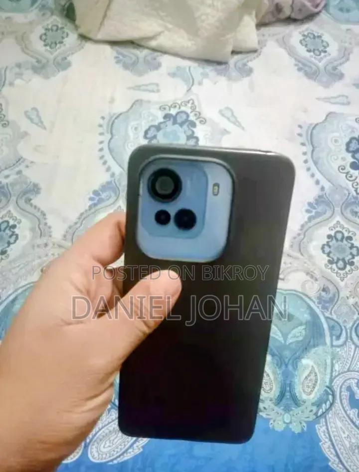 Symphony Z47 64 GB Blue