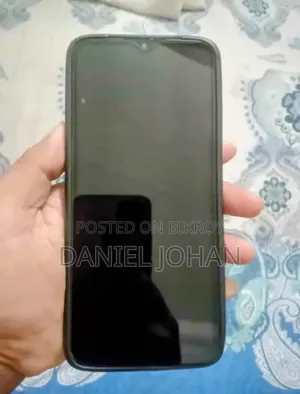 Symphony Z47 64 GB Blue