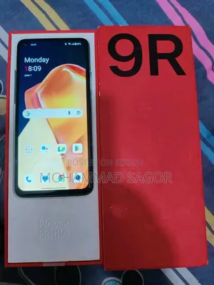 ওয়ানপ্লাস ৯আর ১২৮ জিবি