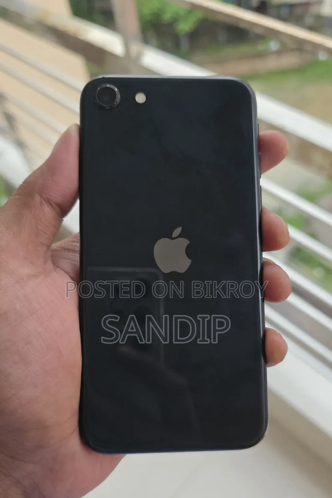 Apple iPhone SE (২০২০) ১২৮ জিবি কালো