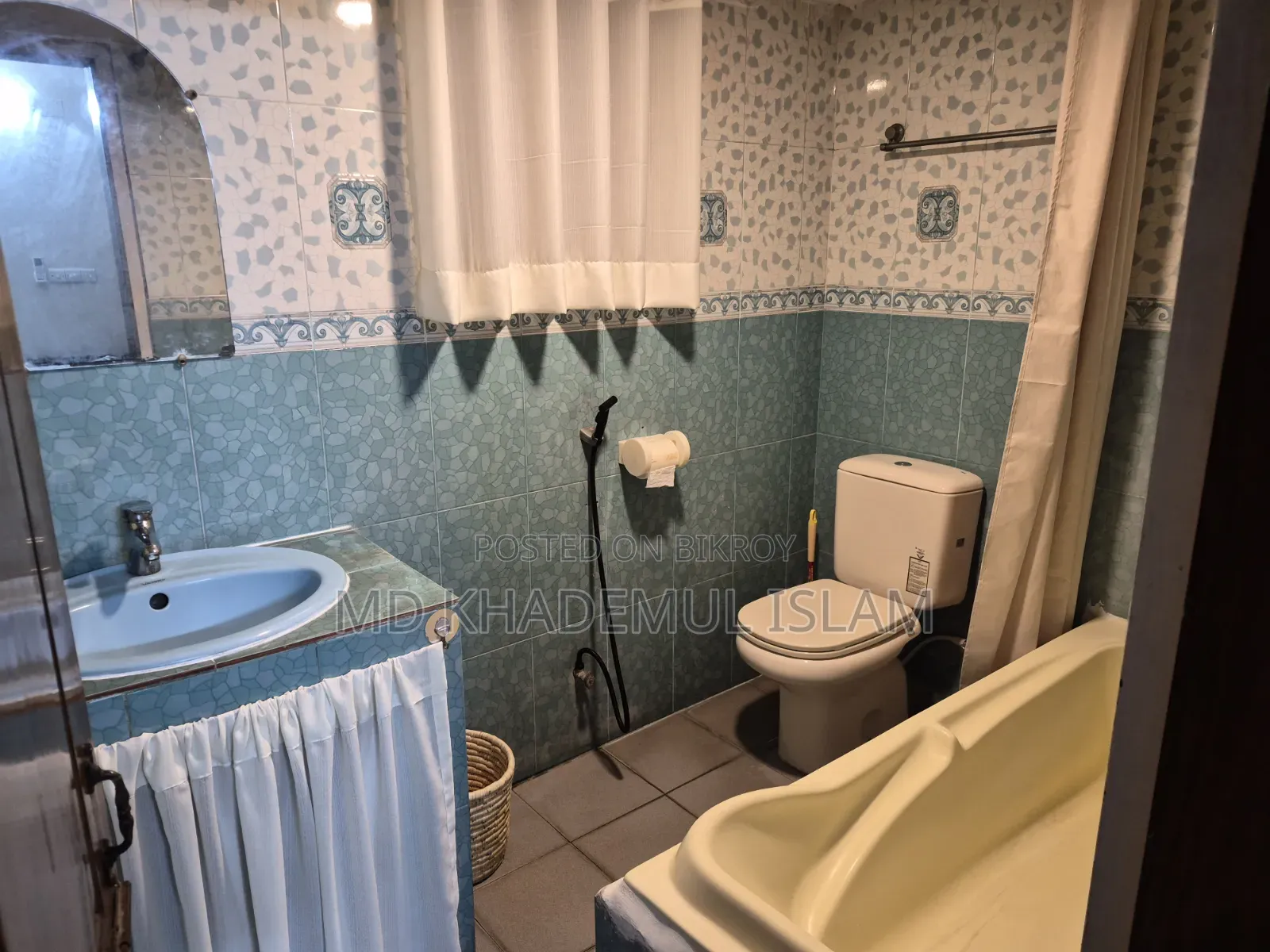Furnished 2-bedroom Apartment in Baridhara DOHS for Rent