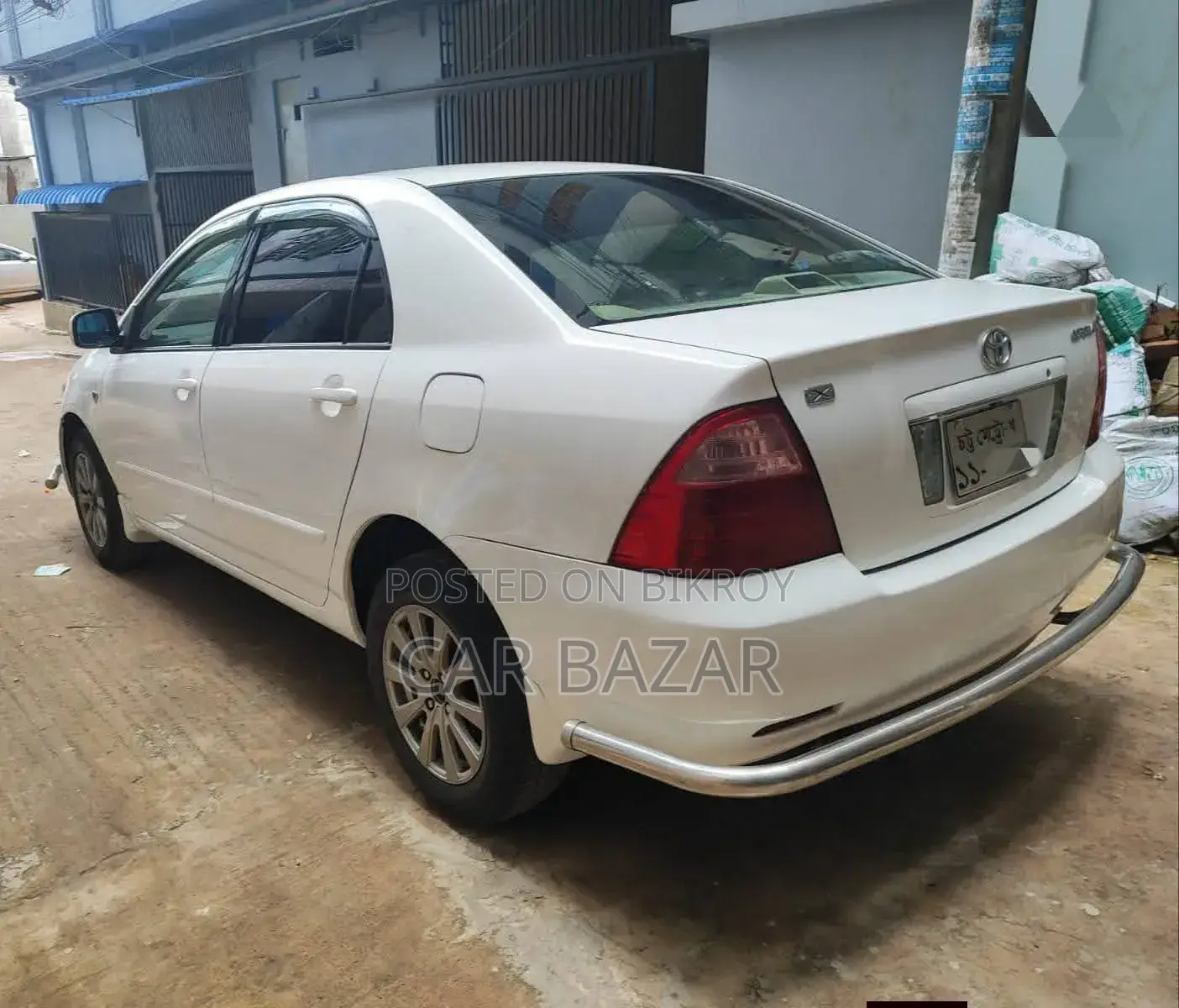 Toyota Corolla 2005 White