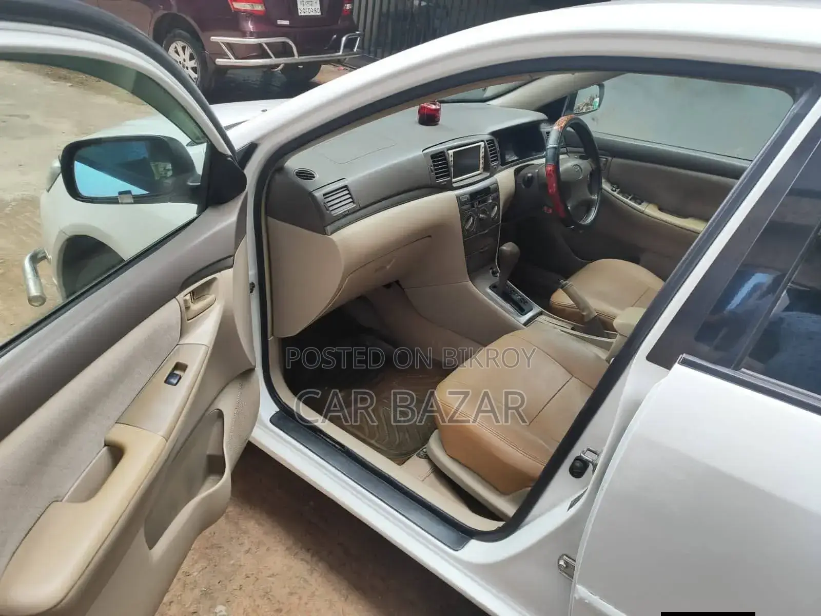 Toyota Corolla 2005 White