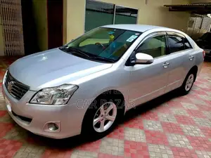 Toyota Premio 2014 Silver