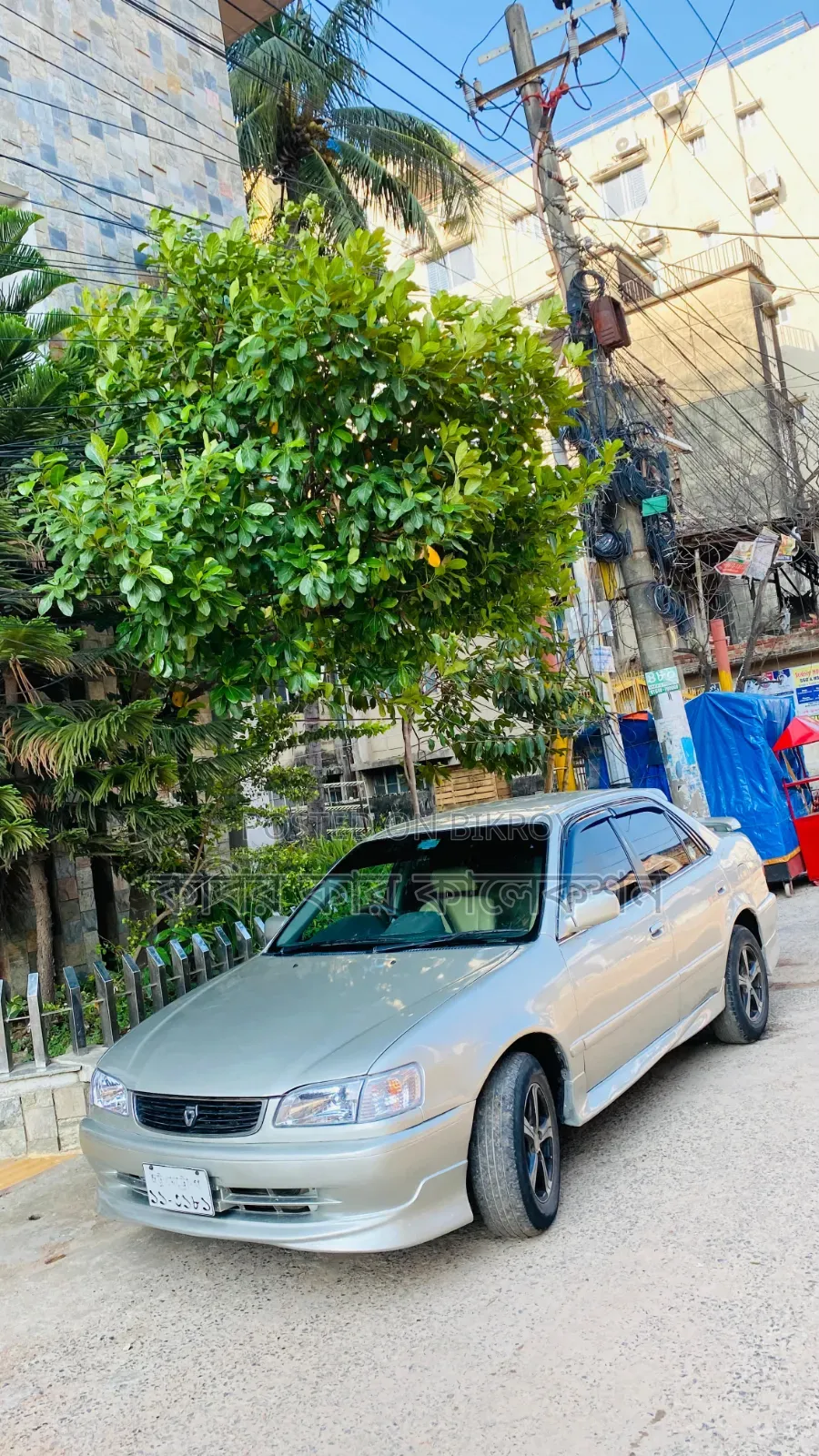 Toyota Corolla 1997 Silver