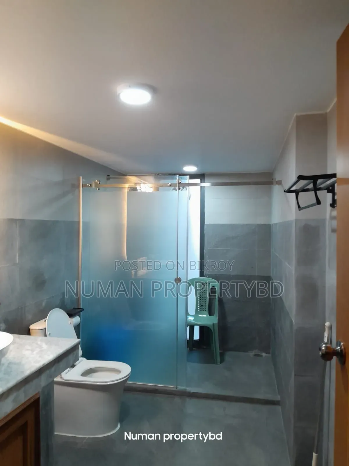 4-Bedroom Apartment in Numan Property Bd, Bashundhara for Sale
