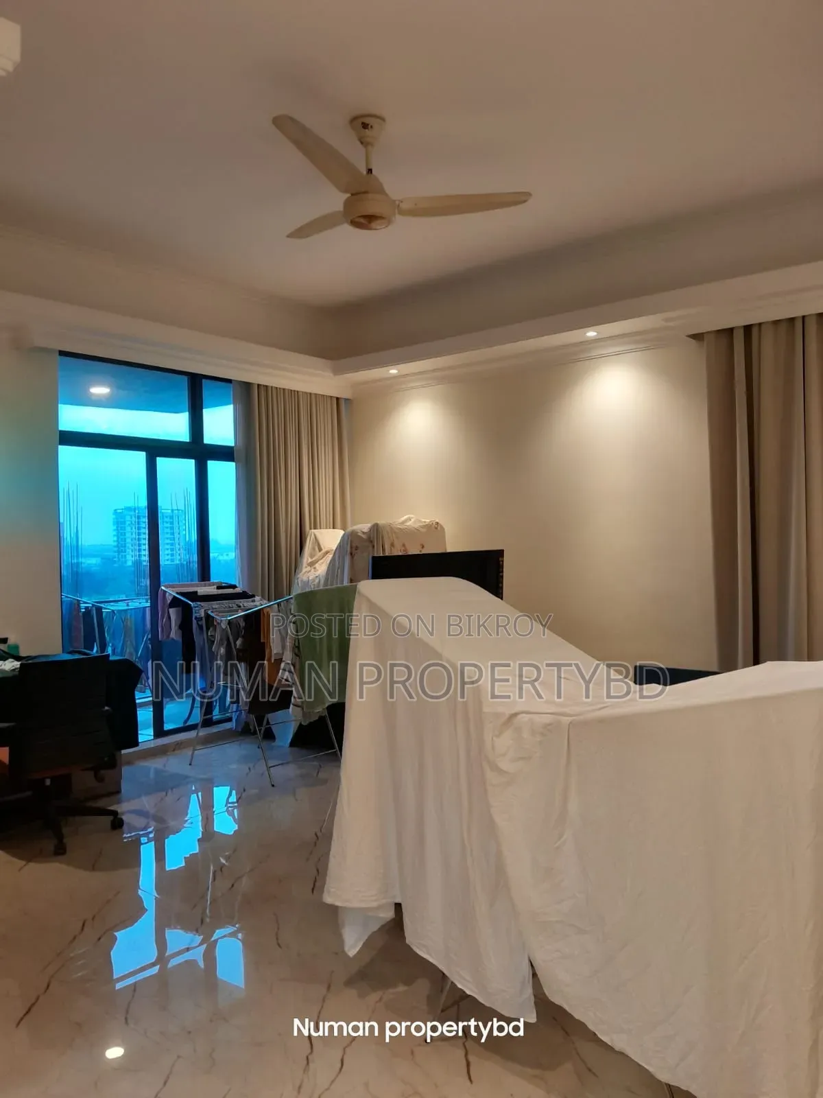 4-Bedroom Apartment in Numan Property Bd, Bashundhara for Sale