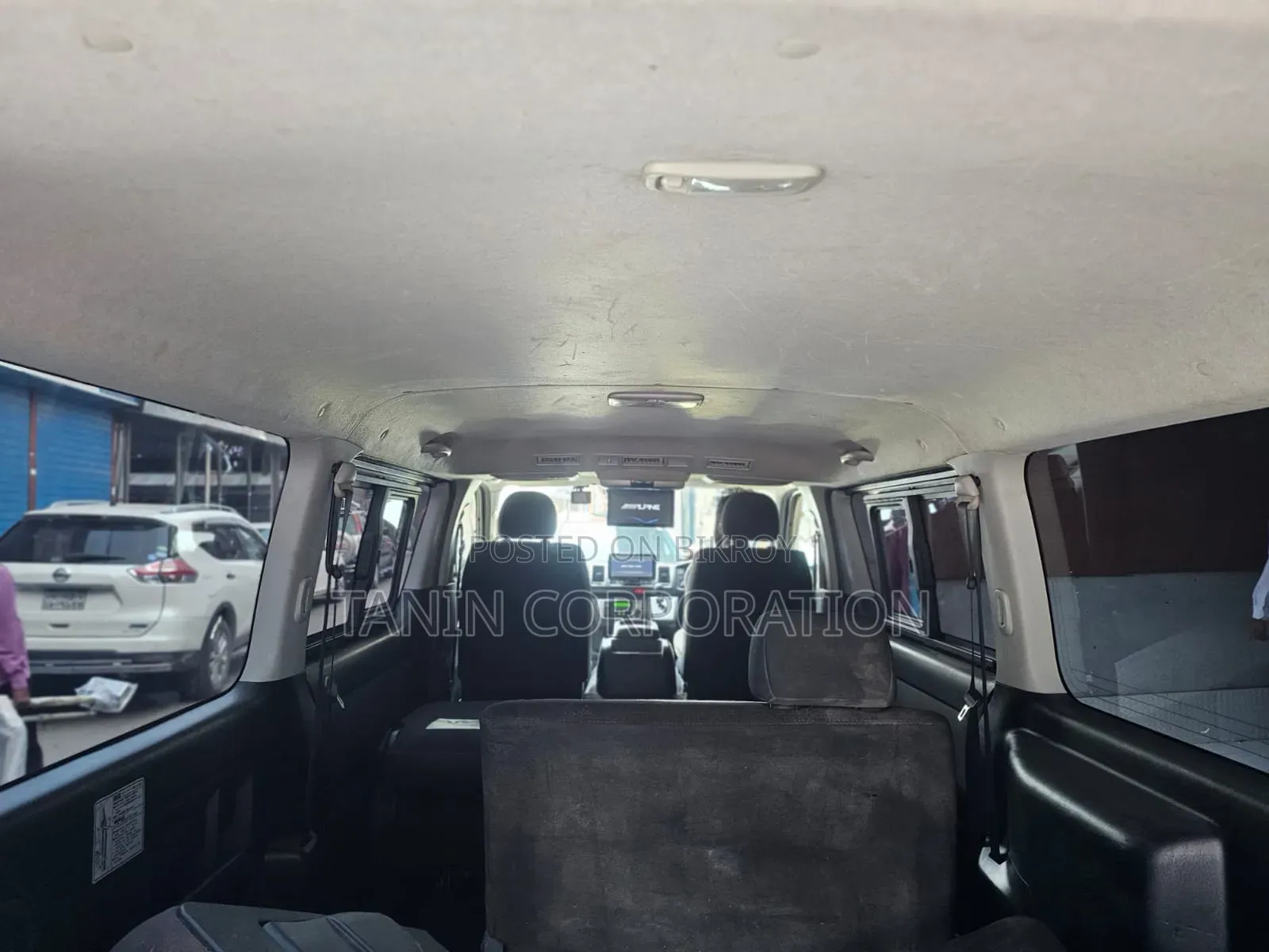 Toyota HiAce 2012 Gray