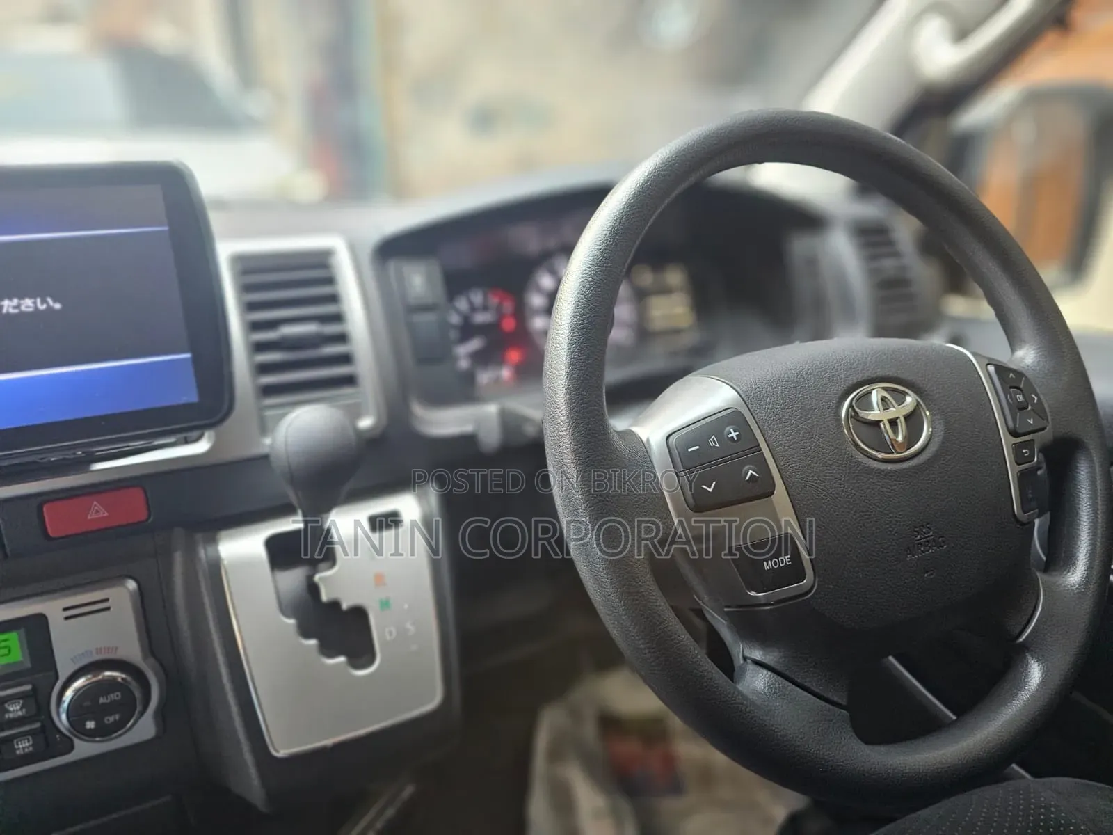 Toyota HiAce 2012 Gray