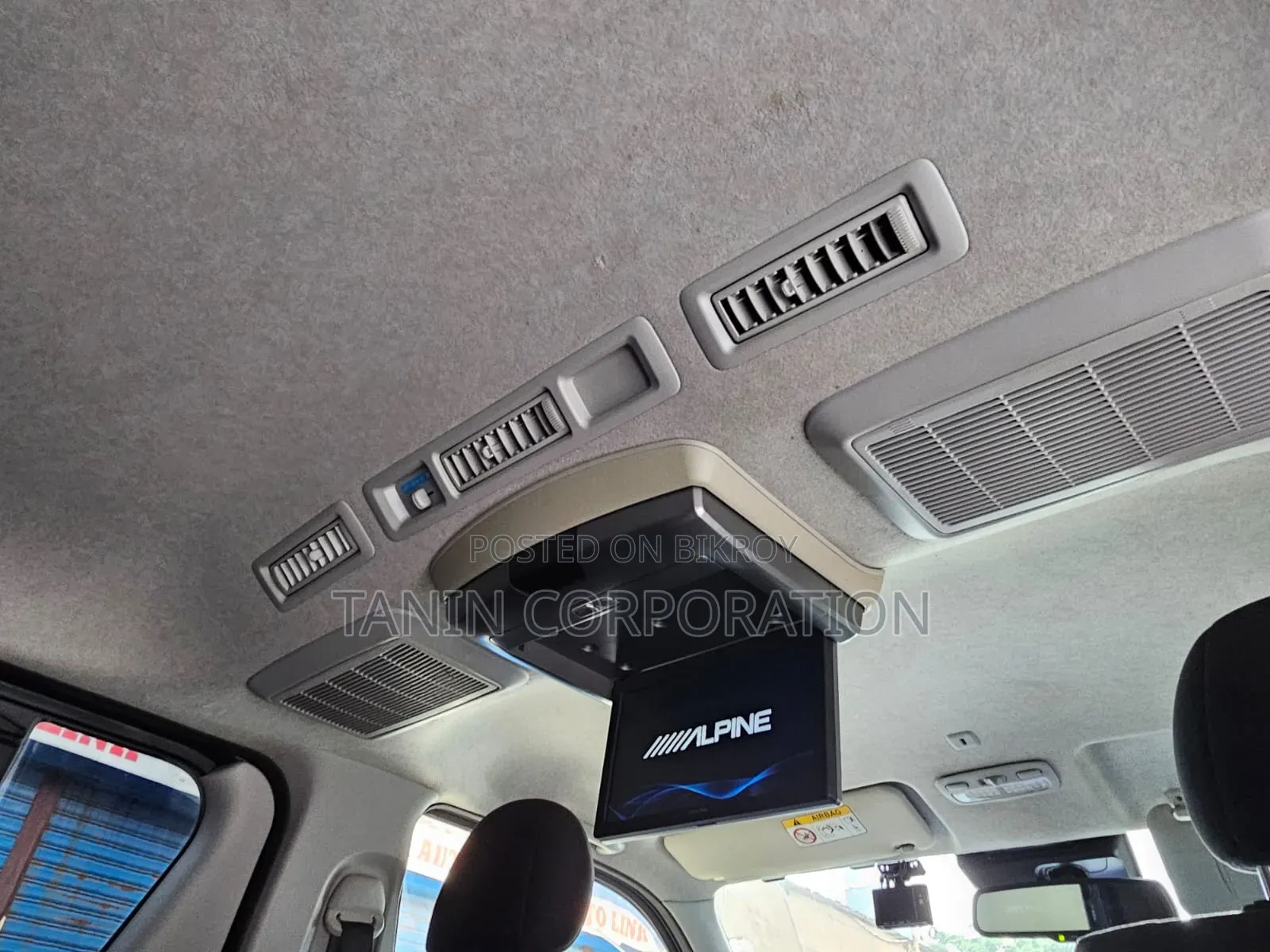 Toyota HiAce 2012 Gray