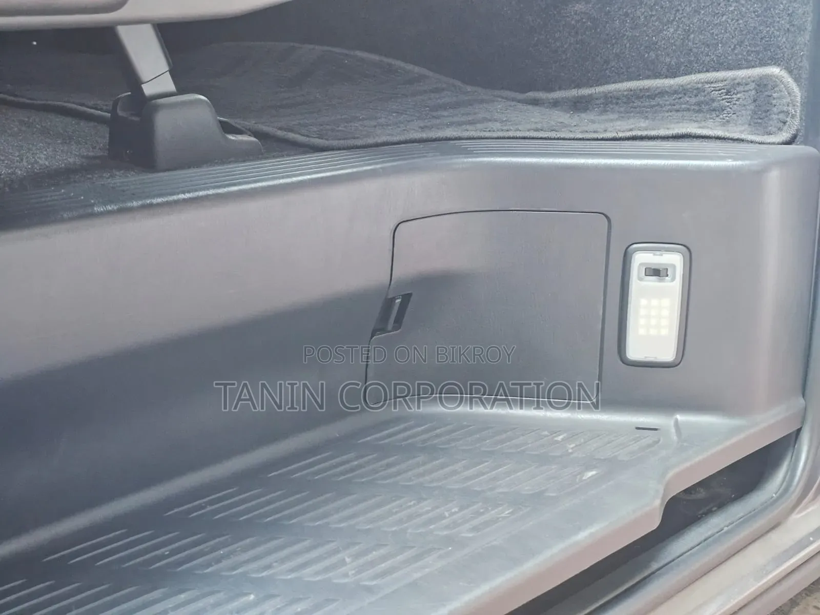 Toyota HiAce 2012 Gray