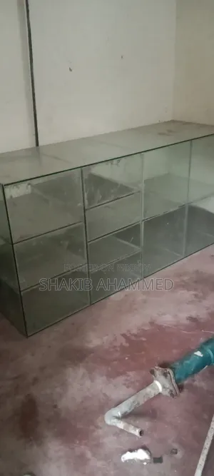 10 mm Glass Showpiece