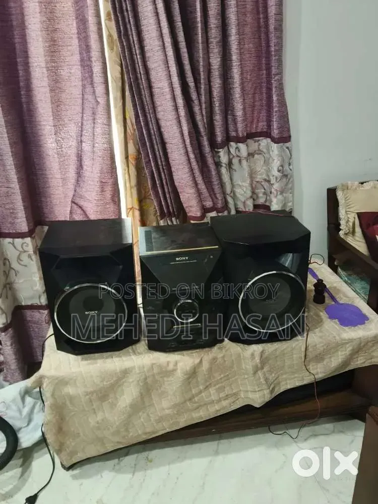 সনি এমএইচসি-জিজেডএক্স৩৩ডি মিনি হাই-ফাই কম্পোনেন্ট সিস্টেম