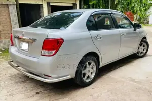 Toyota Axio 2012 Silver
