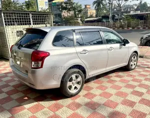 Toyota Corolla Fielder 2012 Silver