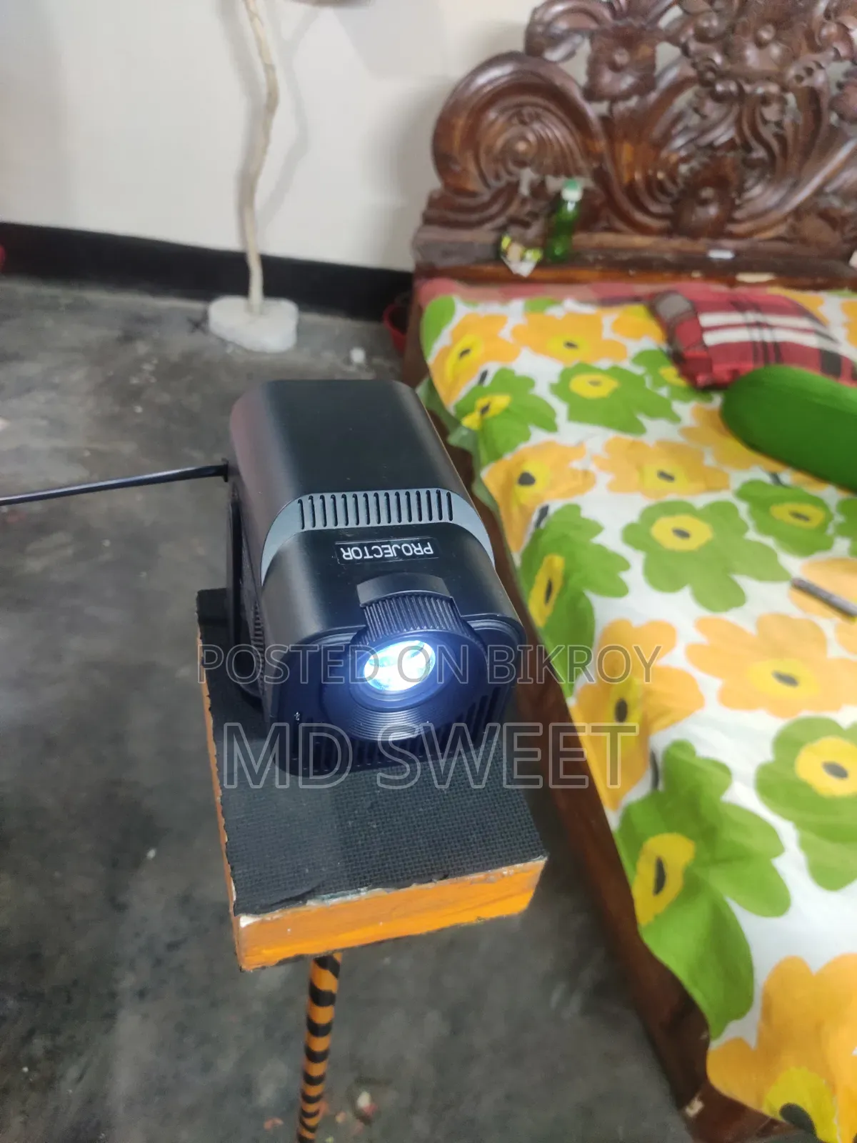 New Hy320 Projector