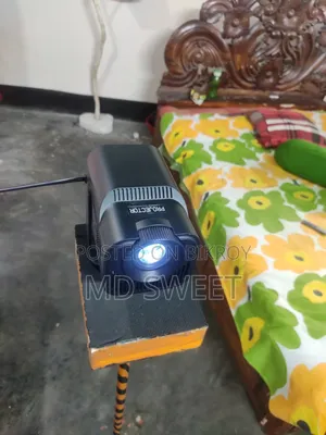 New Hy320 Projector