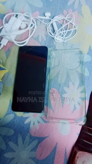 New Benco 4 GB Blue