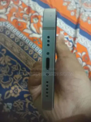 অ্যাপল আইফোন ১৩ ১২৮ জিবি সাদা