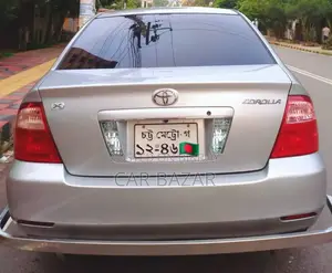 Toyota Corolla 2004 Silver