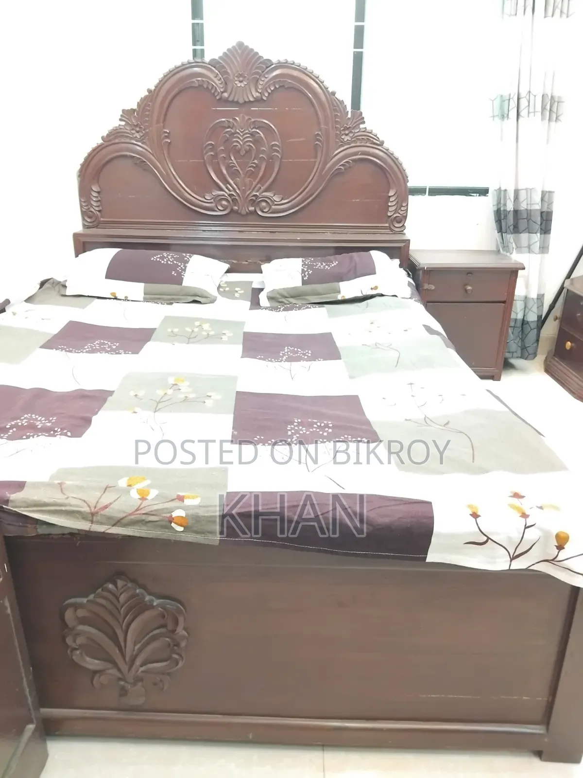 Bed With Side Table